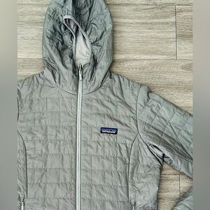 Patagonia Nano Puff Hooded Jacket Womens Medium Gray Grey Puffer Coat Great Cond